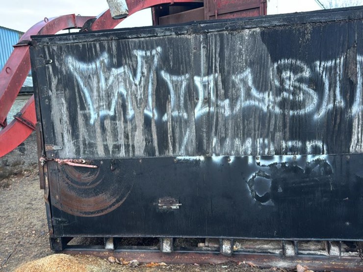 #143-•-sawdust-box*-image-3