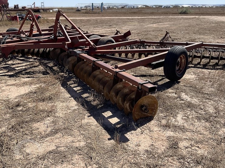 international-490-image-3