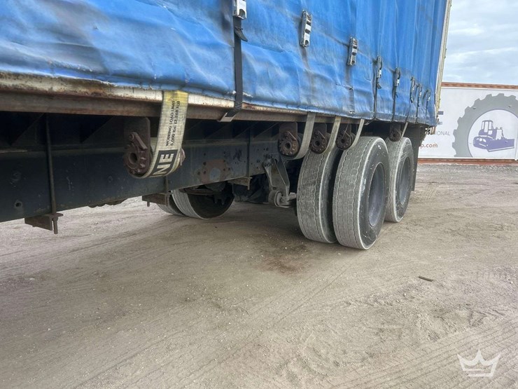 2013-international-durastar-4400-image-13