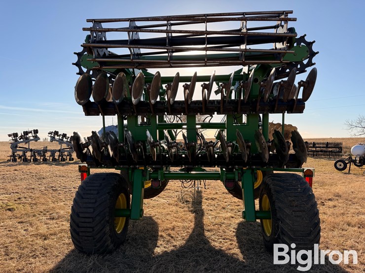 2022-john-deere-2680h-image-6