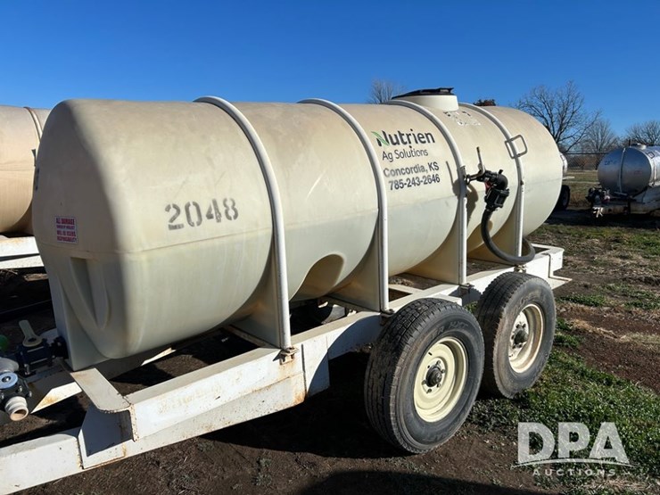 liquid-nurse-trailer-(cp1348,-tank-2048)-image-3