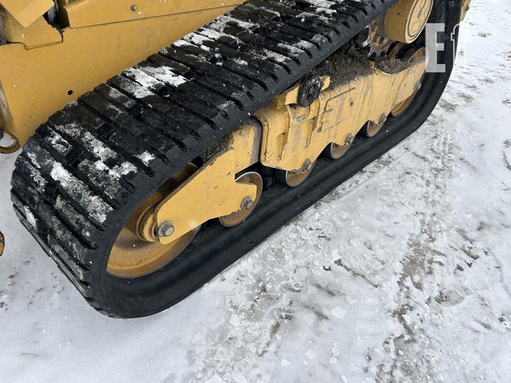 2019-caterpillar-259d-image-40