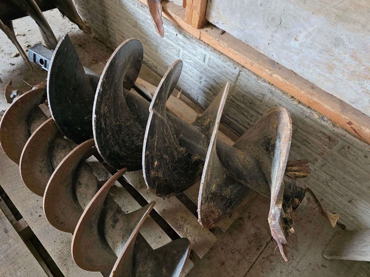 john-deere-worksite-pro-pa30-post-hole-auger,-24”,-18”-and-12”-bits,-standard-flow-hydraulics,-flat-image-11