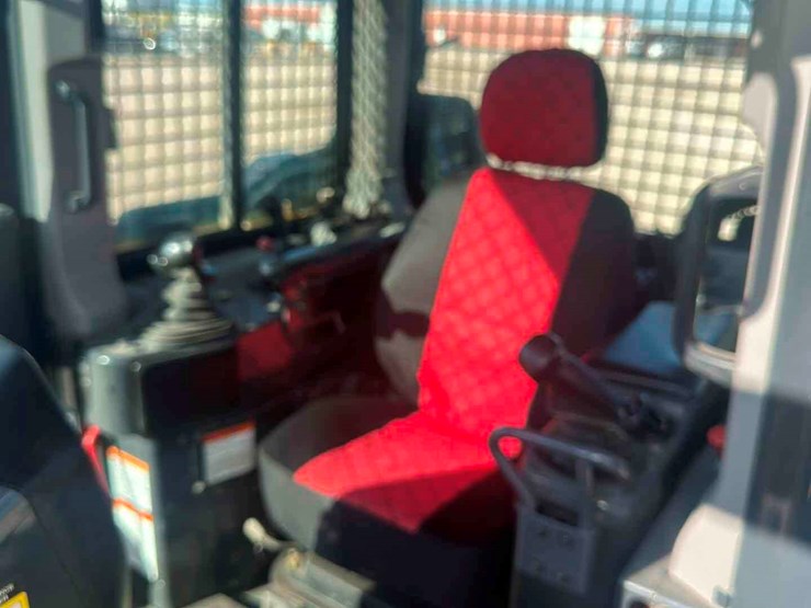 komatsu-d65px-18-image-11