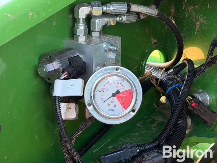 2023-john-deere-l341np-large-square-baler-image-19