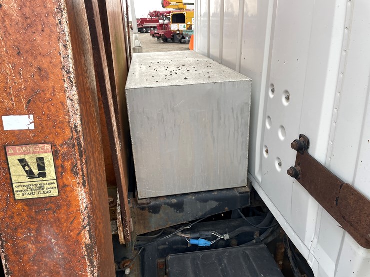 ford-lt9000-image-12