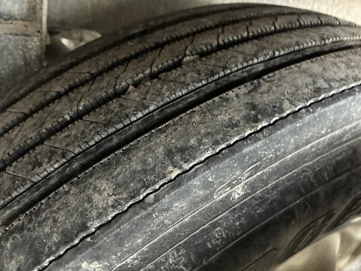 wilson-hopper-bottom-image-37