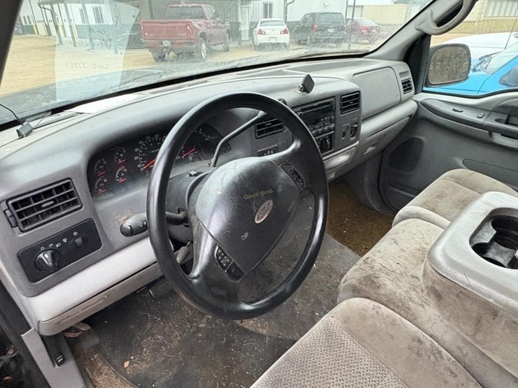 ford-f250-xlt-image-13