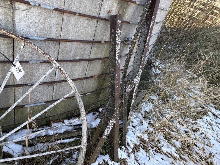 steel-wheels-&-other-scrap-image-5