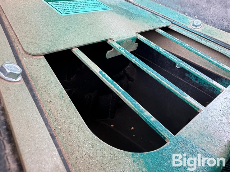 2024-unverferth-3755xl-image-18