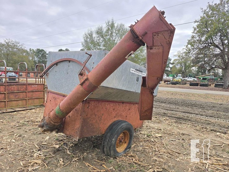 international-10-image-4