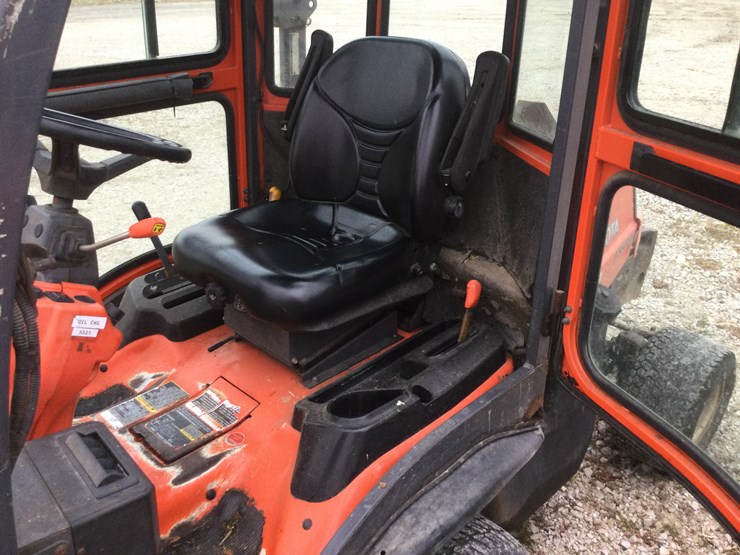 2011-kubota-f3680-image-7