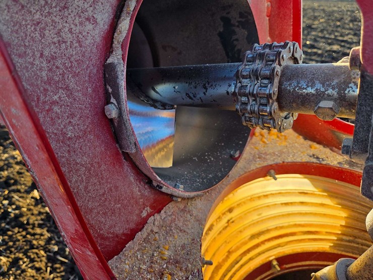westfield-10”-x-83’-auger-with-swing-hopper,-16”-tires,-works-good,-used-fall-of-‘25-image-11