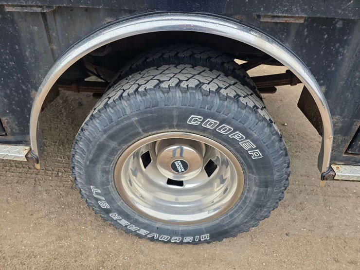 2005-dodge-ram-3500-image-46