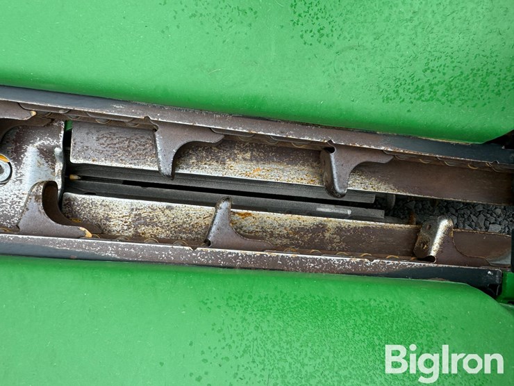 john-deere-c12f-image-14