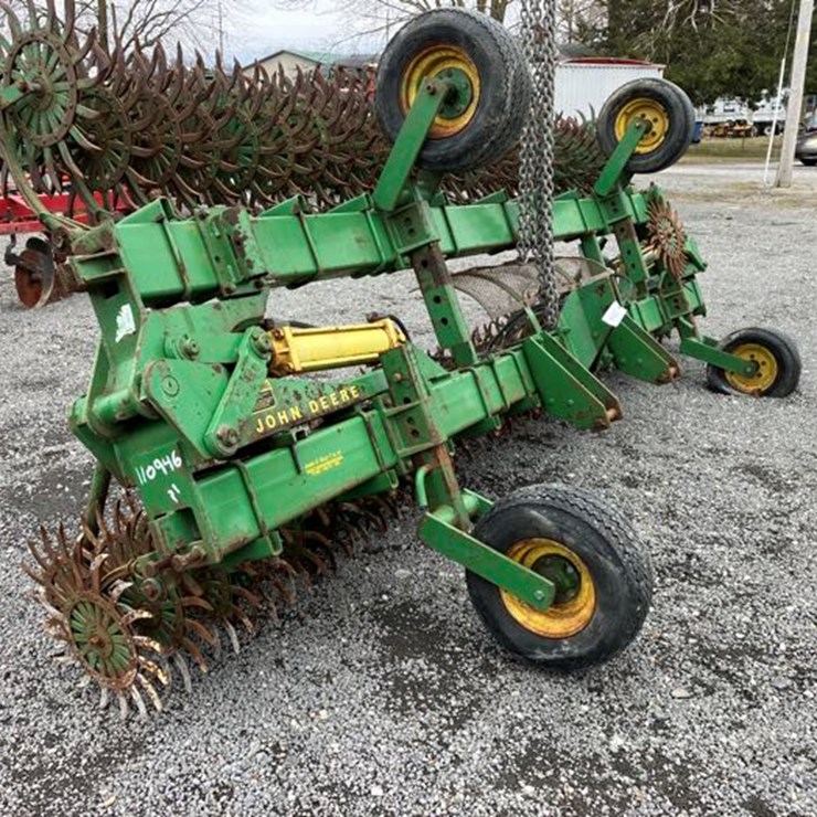 JOHN DEERE 400