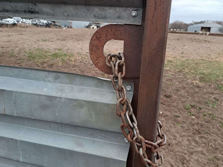 (1)-c&w-welding-windbreak-panel,-26’-long,-14’-removable-legs,-weigh-over-1150lbs-image-6