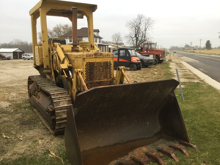 caterpillar-951-image-3