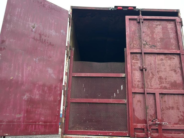 #126-•-chip-trailer-image-13