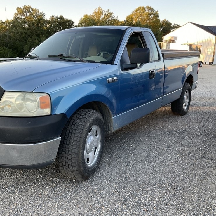 2005 FORD F150 XL
