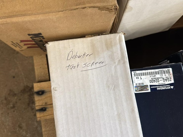 #192-•-skid-of-filters*-image-10