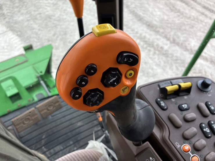 john-deere-9560-image-98