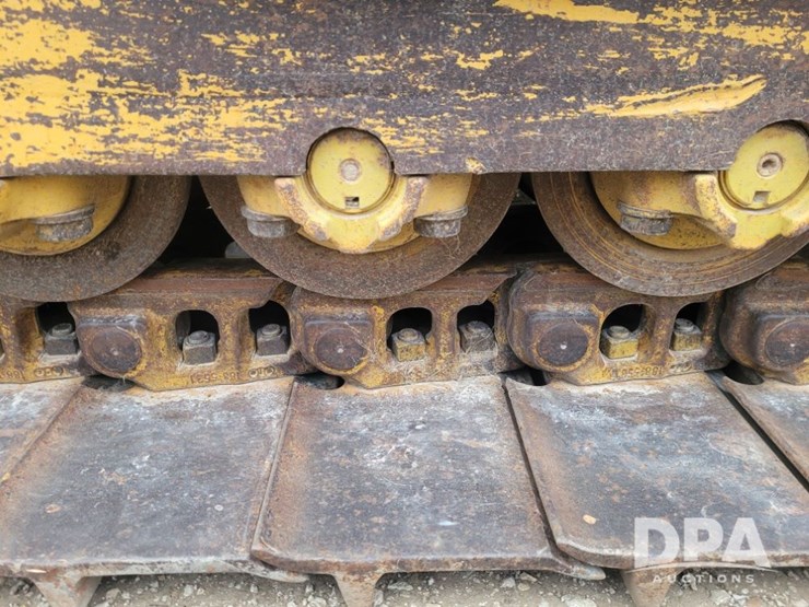 caterpillar-d8h-image-12