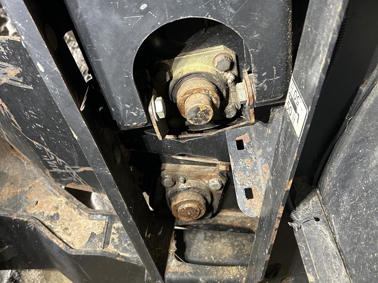 2010-mac-don-m150-image-32