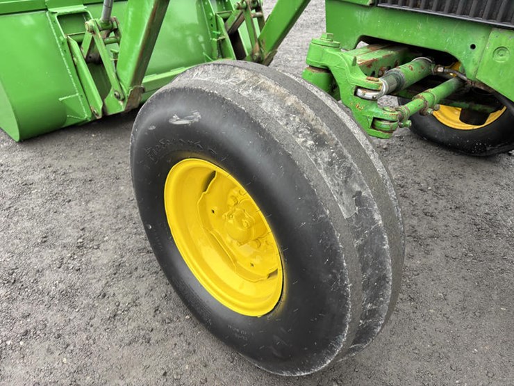 john-deere-2550-image-6
