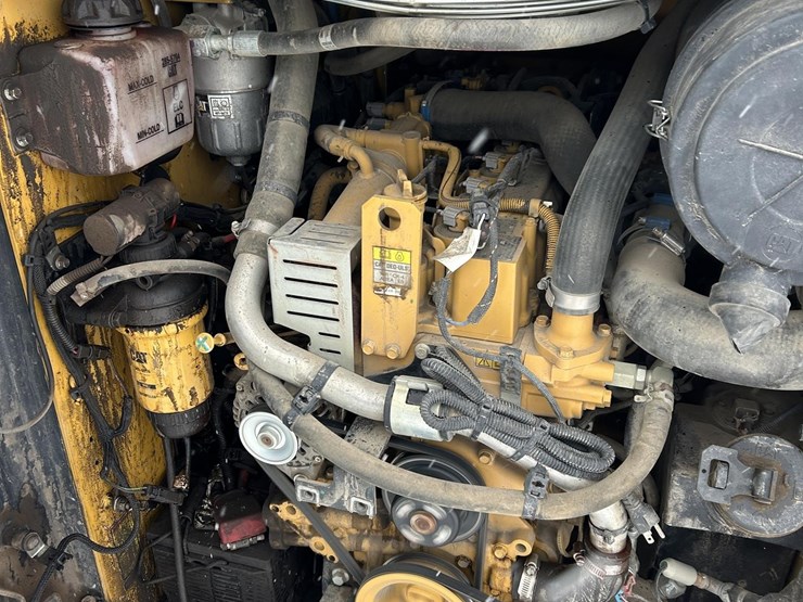 2019-caterpillar-259d-image-25