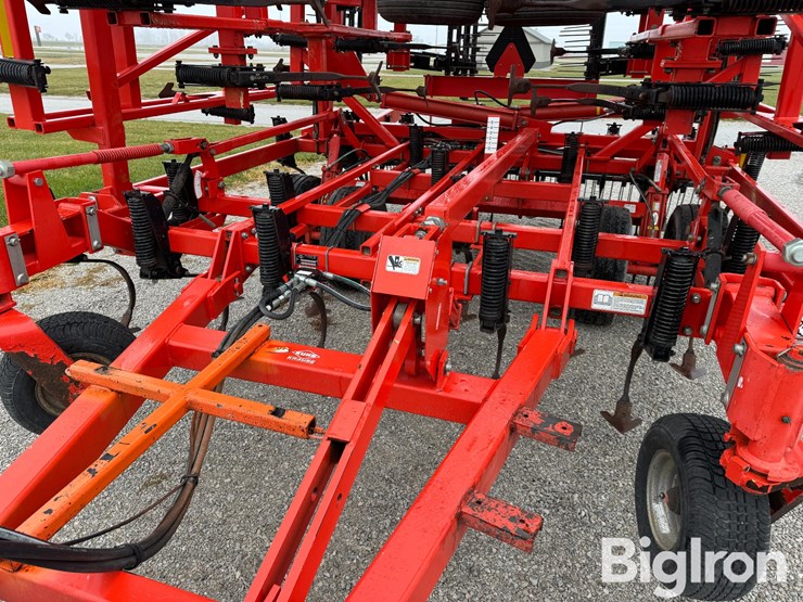 2014-kuhn-krause-5635-50-image-11