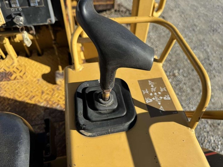 caterpillar-d3c-xl-image-22