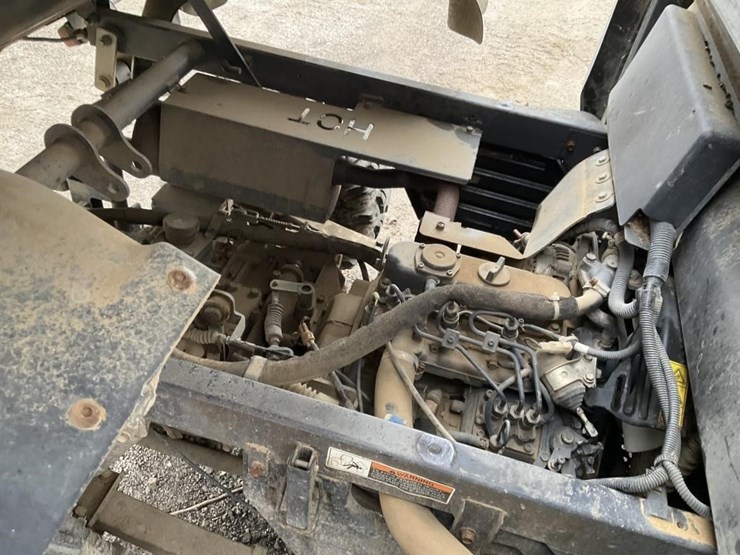 kubota-rtv900xt-image-9