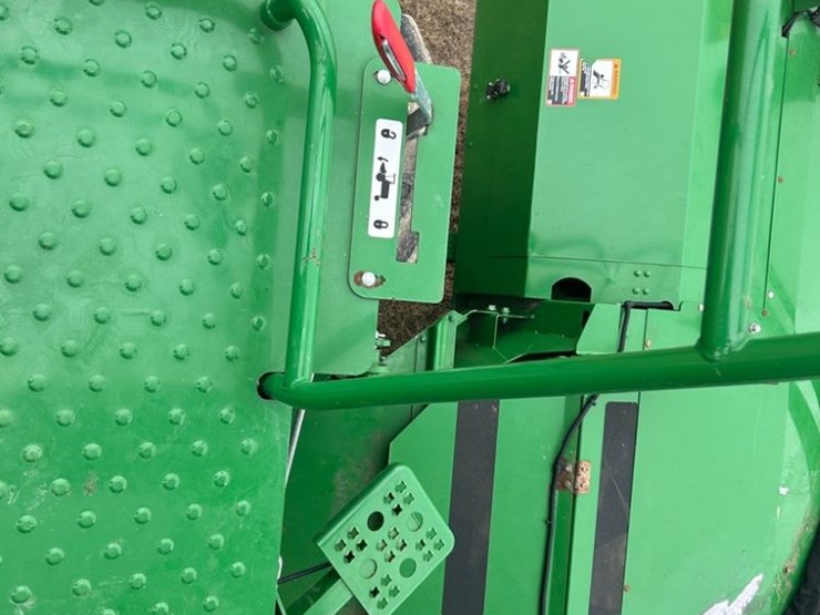 john-deere-w235-image-30