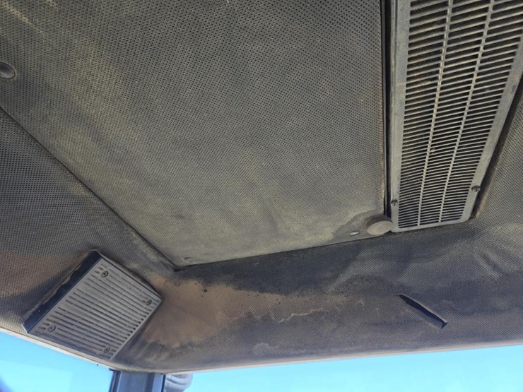 john-deere-8630-image-32