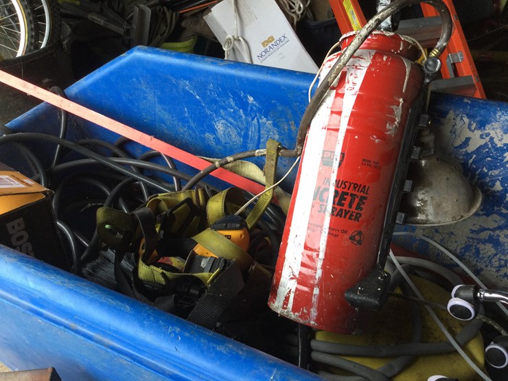 #4783-•-rubber-tired-feed-cart:-location-:-w2486-smies-rd,-oostburg,-wi-53070-image-3