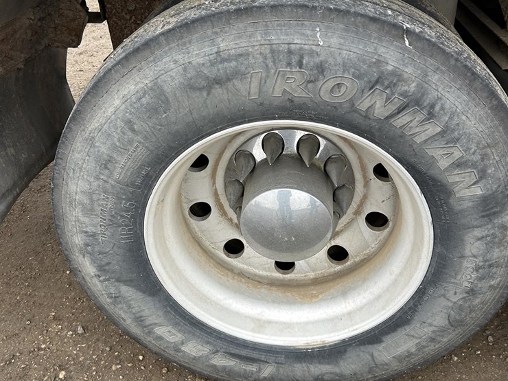 2006-wilson-41ft-grain-trailer-image-3