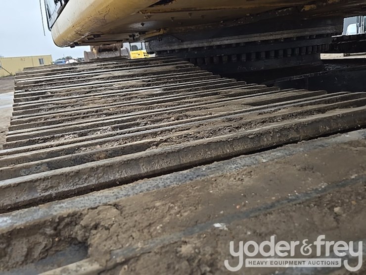 2012-caterpillar-349el-image-17