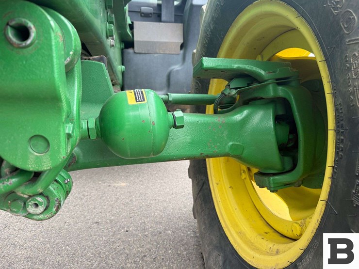 2012-john-deere-6115r-image-25