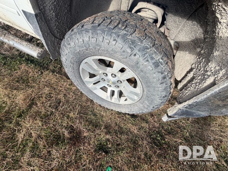 2017-chevrolet-1500-image-19