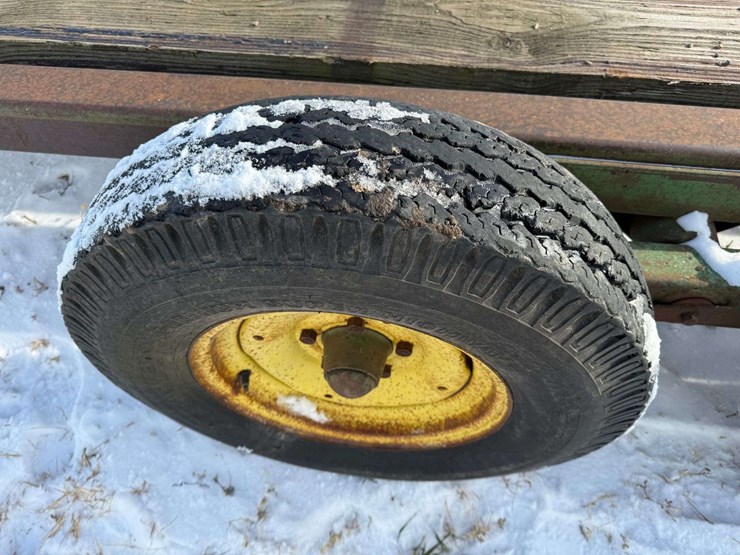 john-deere-28-image-12