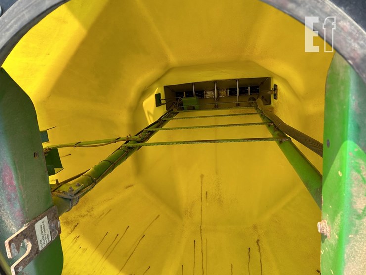 john-deere-1890-image-34