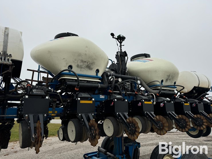 2012-kinze-3660-image-20