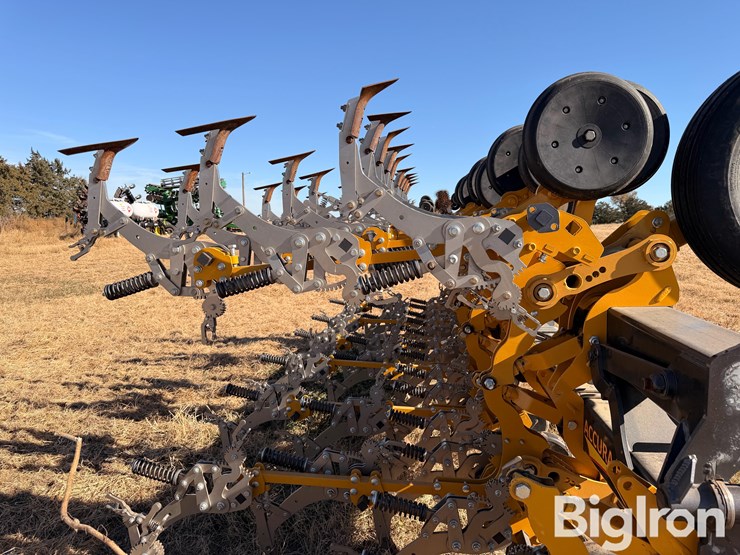 accura-flow-7530-12r30-danish-tine-cultivator-image-14