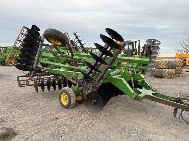 john-deere-630-image-12