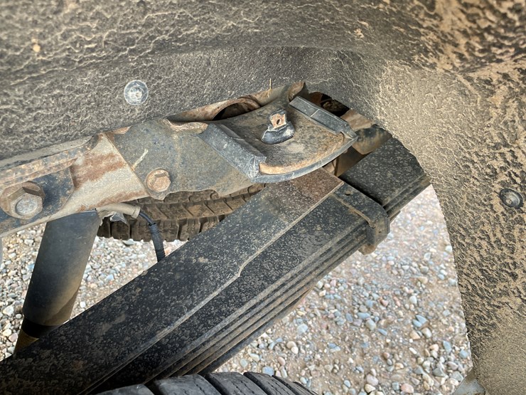 #1123-•-2019-chevrolet-silverado-pickup-truck(has-mn-title)-image-16