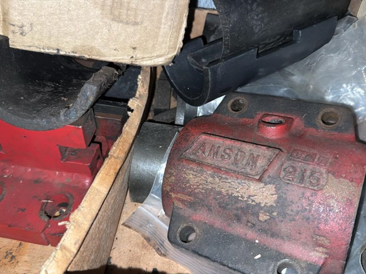 #169-•-contents-of-shelf-3*-image-8