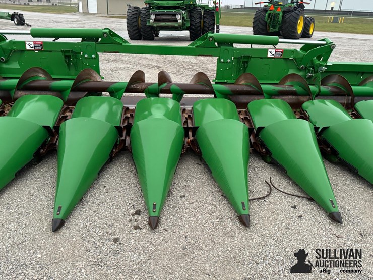 john-deere-c12f-image-8