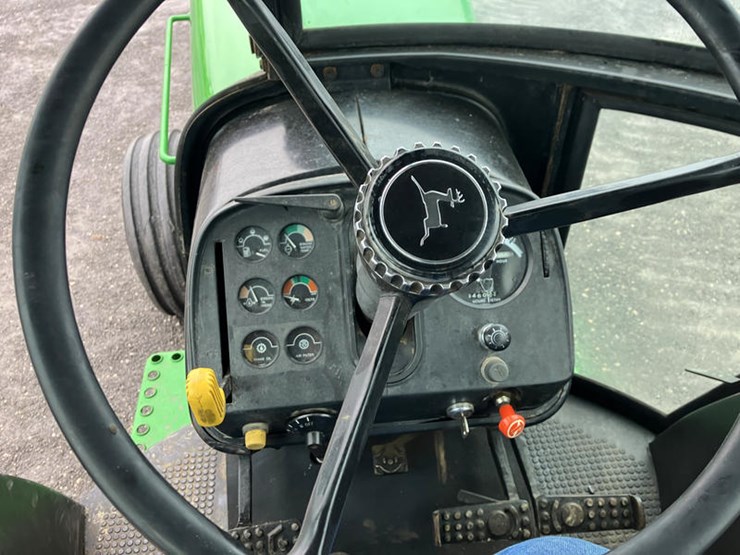 john-deere-4640-image-19