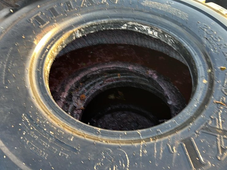 #145-•-loader-tires*-image-9